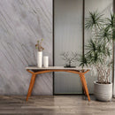 Aparador com Vidro Viena pés em Madeira de Eucalipto, tampo e Vidro na cor Off-White